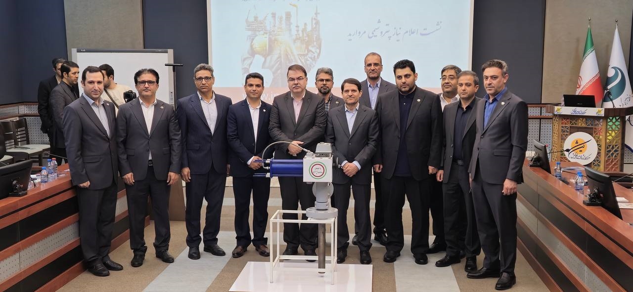 گام بلند پتروشیمی مروارید در بومی‌سازی تجهیزات؛ رونمایی از «کنترل ولو دی سوپر هیتر» در نمایشگاه نفت و گاز، پتروشیمی (حمایت از ساخت داخل)