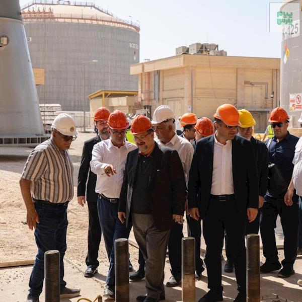 (همدل و هم‌قسم برای دستیابی به سازمانی سرآمد)/نصب موفقیت آمیز رآکتور واحد اوره در پتروشیمی هنگام