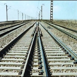 ایران برای افغانستان مسیر ریلی می‌سازد